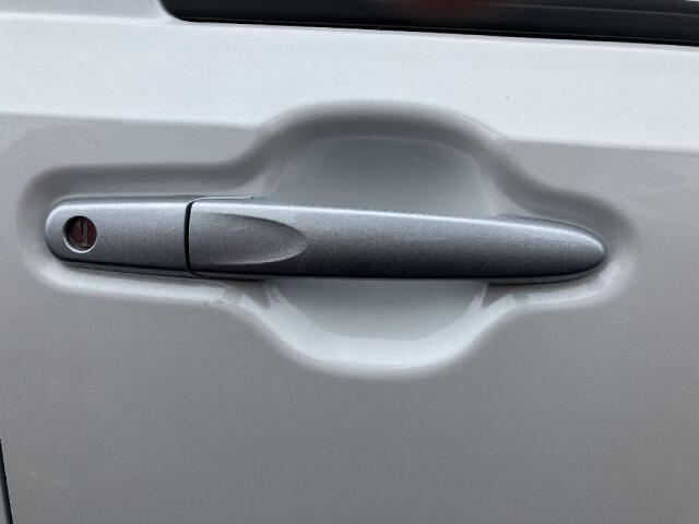 お客様がお求めの一台に巡り合えるよう、誠心誠意ご対応いたします。万が一当店にご希望のお車がない場合、当社21店舗1,000台以上の在庫からお探しいたします！