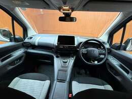 BMW、メルセデス、アウディといったドイツのプレミアムブランド中心とした、各種輸入車ブランドを同時に較べることができます。