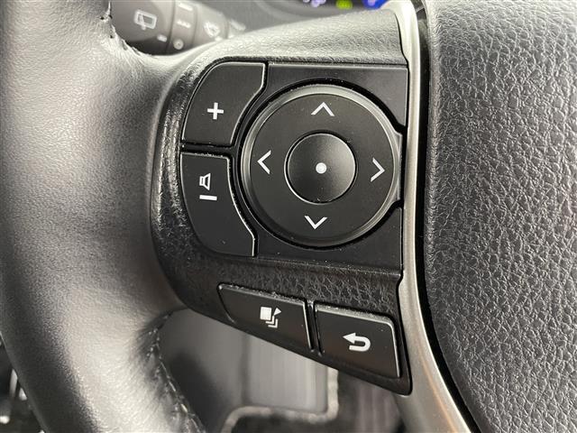 【運転席操作部】快適なドライブを楽しむための機能が装備されています！運転席から触れるので、使いやすいです！除菌プランいれていただくと、さらに清潔で安心していただけます！
