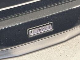 【モデリスタエアロ】人気のモデリスタエアロを装着！クルマの外観がよりスタイリッシュになり、街中で存在感あふれる1台に♪将来買い替える時にもリセールに影響しやすく、価値ある人気の装備です！