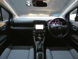 全車、プジョーシトロエンに精通するメカニックにより各車の泣きどころをきっちり整備・修理しており、ご安心して永くいつまでもお乗りいただけるようご提案させていただいております。