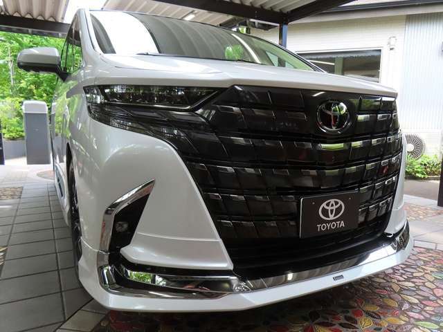 ■全車速追従機能付ミリ波レーダークルーズコントロールシステム（Stop＆Go）■LTAレーントレーシングアシスト ■LCAレーンチェンジアシスト ■LDAレーンディパーチャーアラートシステム（各ステアリング統合制御）