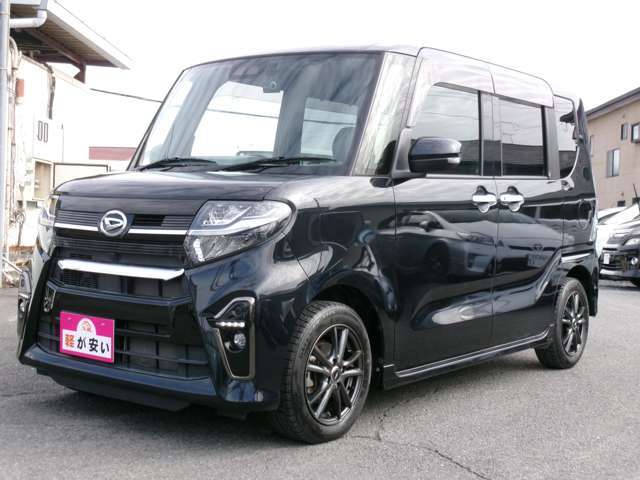 中古車でもとっても綺麗♪納車前に、ボディはガラスコーティングを行います♪ピカピカの「光沢」・「艶」の状態で御納車致します！