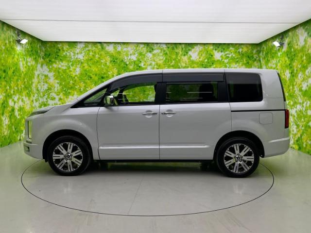 WECARSの在庫ページをご覧いただき誠にありがとうございます！WECARSは「お客様第一」をモットーにお客様のカーライフを全力でサポートいたします！