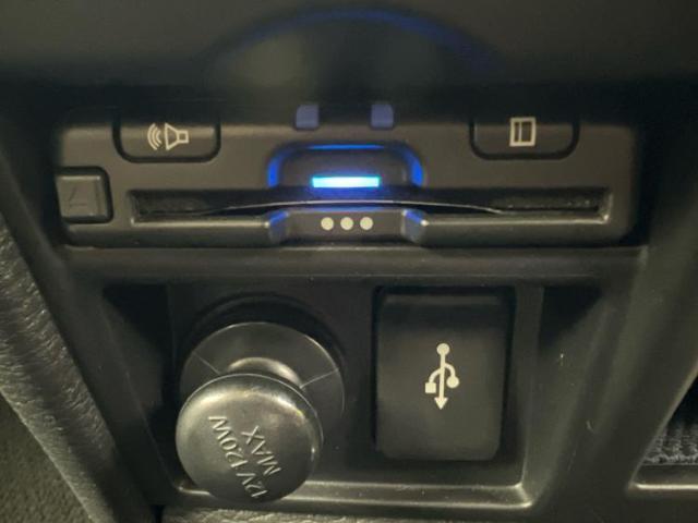 お車に合わせて無料保証以外にも、保証範囲、期間、距離を拡充させた有料保証もご用意しております！中古車の購入が初めてで不安・・・というお客様もご安心ください！