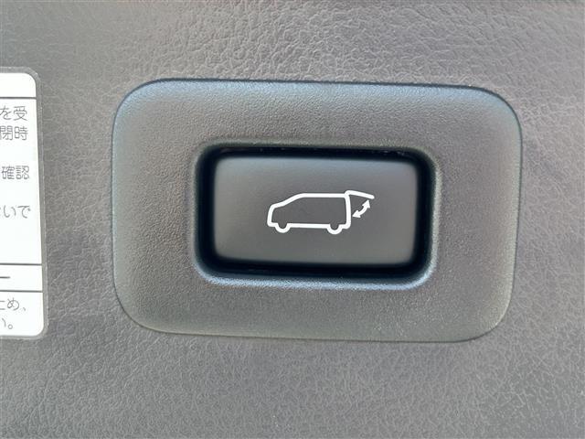 【運転席操作部】快適なドライブを楽しむための機能が装備されています！運転席から触れるので、使いやすいです！除菌プランいれていただくと、さらに清潔で安心していただけます！