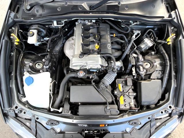 親切・丁寧な専門メカニックスタッフが応対！・車検・点検整備・事故等の修理などアフターサービスも安心。お車のカスタマイズもネクステージのサービススタッフまでご相談ください！