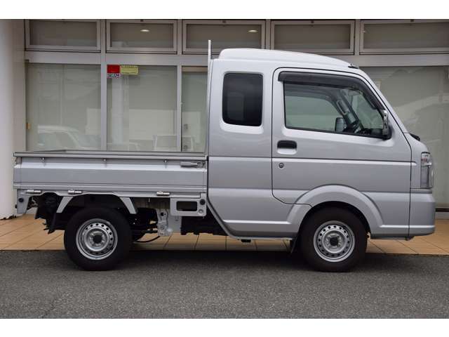 ●車検・整備・板金工場併設の自動車複合施設だからできる安心のメンテナンス！オプションパーツ取付けももちろん歓迎です！！●無料通話【TEL：0078-6002-838529】
