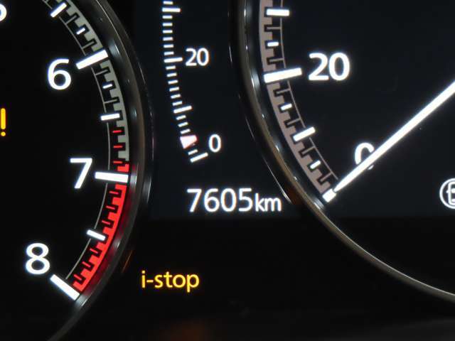 撮影時の走行距離は「7,605Km」になります。
