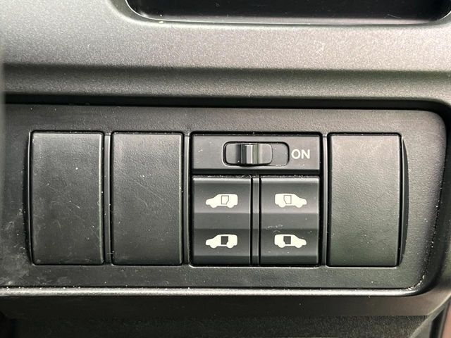 【問合せ：0776-53-4907】【両側パワースライドドア】スマートキーや運転席のスイッチで後席両側スライドドアの開閉が可能♪電動だから力を入れてドアを開ける必要がありません。