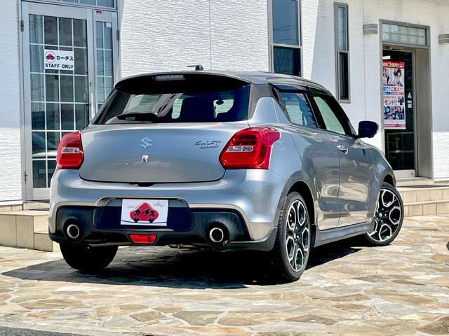 中古車選びならカーチス筑紫野まで！！当店では輸入車・ミニバン・SUV・ハイブリッド・セダン・スポーツ・コンパクト・軽自動車まで幅広く取り扱ってます！