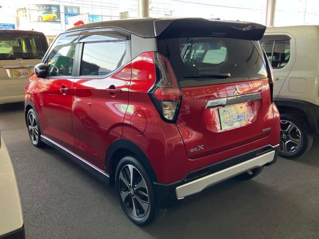 ☆★BJタウンには、リフトを4基完備した整備工場があります、納車前にはココでしっかりと点検整備を実施してから納車させていただきます♪♪　また、BJタウンでは車検・点検・一般修理も受け付けております！！