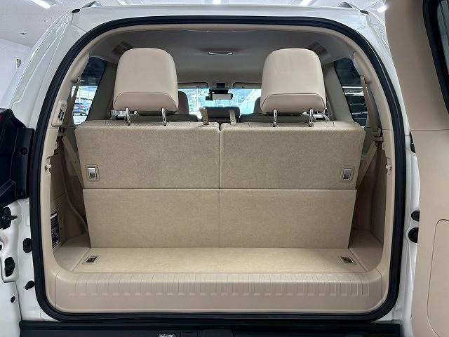 ☆全車修復歴なし！鑑定付きの良質なお車のみを厳選して展示中☆第3者機関の認定付き車ですので、遠方の方でも、安心してご検討いただけます。