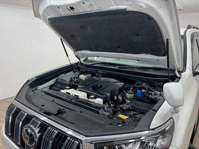 初年度登録より最長15年間、任意継続も可能なロングランサポートサービス【全国対応型ワランティー】を完備。