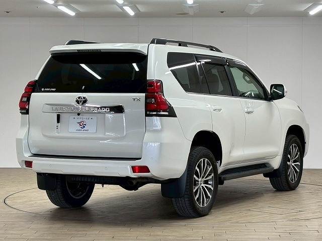 アクセスは、九州縦貫自動車道福岡IC、最寄り駅は貝塚駅までお迎えにあがります。