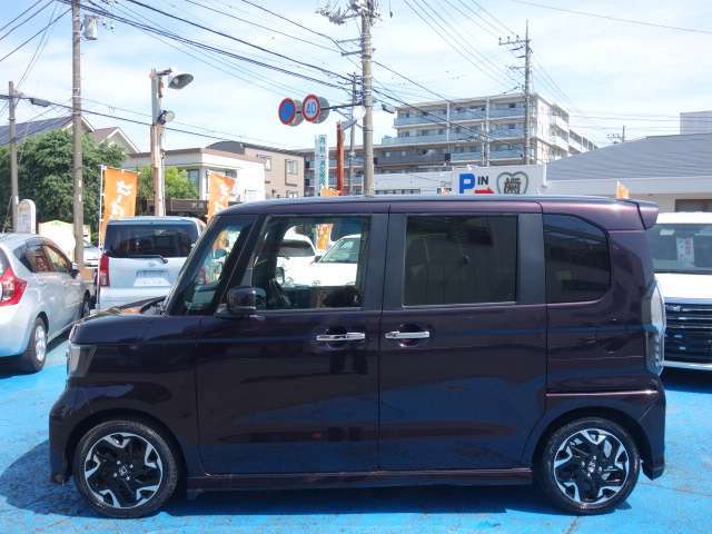 全車3ヶ月3，000kmの保証付き！また別途有料にて、国産車なら最長3年まで保証延長が可能です。保証内容や別途費用についてはスタッフまでお問い合わせください。