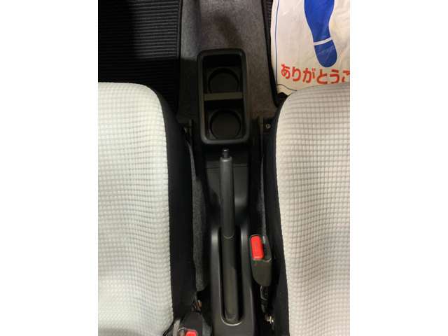 【アフターメンテナンス】当店は近畿運輸局民間車検指定工場を完備。ご購入後のメンテナンス・修理・車検など、アフターフォローも充実しております。