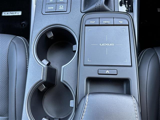 みなさまのお車選びのお手伝いをさせてください！スタッフ一同心よりご来店、お問い合わせをお待ちしております！