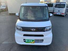 お車の車検・オイル交換・修理・鈑金塗装・ガラス修理・デントリペア・ボディコーティングなども幅広く対応しております。その際は無料で代車を貸し出し致します。車の事は何でもお任せください！