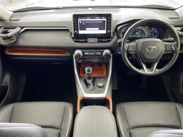 【インパネ全体】『インパネ全体』の画像になります。写真の内容に関してご不明点、ご質問等がございましたらお気軽にガリバー店舗までお問い合わせください。