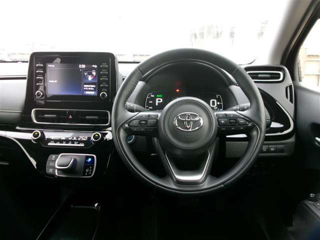 ご購入の車両には、ご納車前に室内の除菌・消臭を施行いたします。※ただし、すべての臭いを消臭できるわけではございませんので、あらかじめご了承ください。