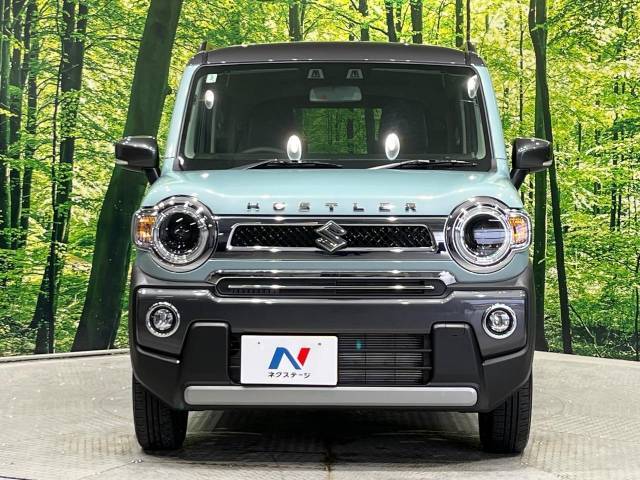 弊社では、全車『修復歴なし』のお車のみ取り扱っております。専任バイヤーによる厳選した仕入れの後、入庫後の車両チェックを行い、ネクステージが認定した高品質な中古車をご提供しております。