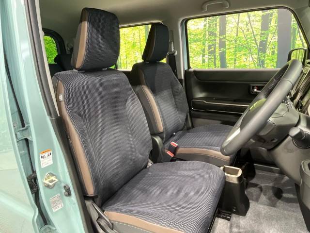 運転席シート廻りは使用感も少なく、良好な状態となっています。丁寧に使われていたことがよくわかりますね。