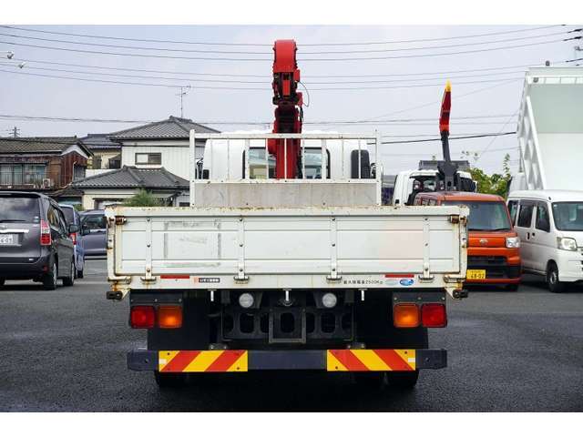 車検整備・ガラス交換や修理などなんでもお気軽にどしどしご連絡ください！