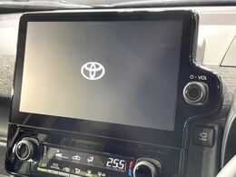 【純正10.5インチ　ディスプレイオーディオ】大画面のディスプレイはAppleCarPlayやAndroidAutoが利用可能。大きな画面でスマホナビアプリ等が利用いただけます♪