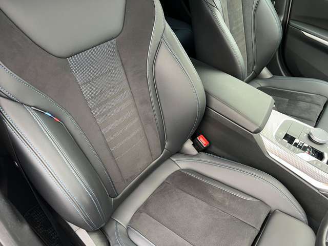 BMW　Premium　Selection　江戸川は、約20台の展示スペースがあり、常時新車拠店より厳選された認定中古車が続々と入庫しております。