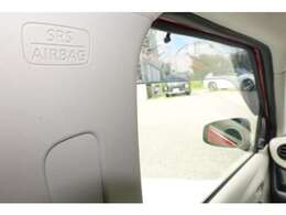 左サイドカーテンエアバッグ！