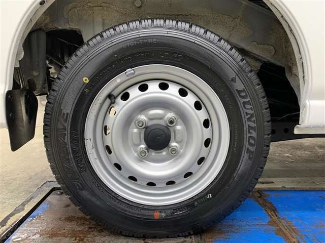 145/80R12　80/78NLT