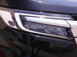 ◆LEDヘッドライト◆　LEDライトは、明るく視認性が良く、省エネで環境にもやさしいヘッドライトです！