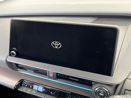 【ディスプレイオーディオプラス】純正12.3型ディスプレーオーディオ！お持ちのスマホやMP3プレイヤーとの無線接続で音楽再生が可能！コードで繋ぐわずらわしさも無く、手軽にお気に入りの音楽を楽しめます。