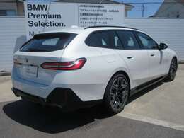 ボディーコーティング、ガラスコーティング、ウインドフィルム、ドラレコ、純正アクセサリーなど各種施工取付承ります。