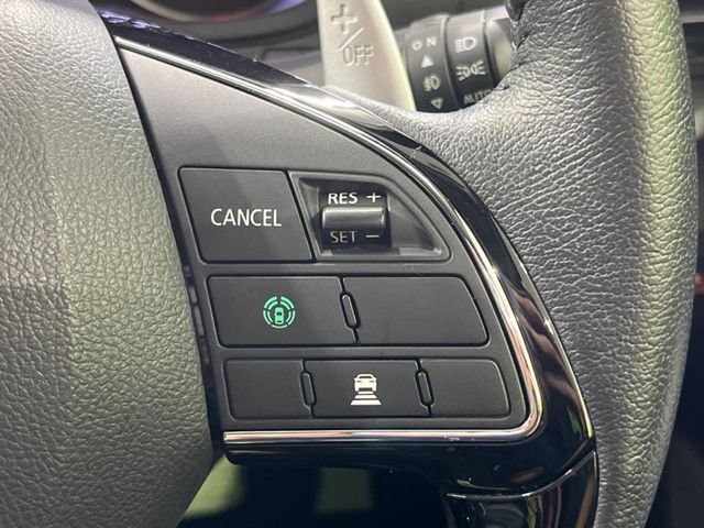 【マイパイロット】高速道路での長距離走行が楽に！！渋滞時と巡回走行のシーンで、アクセル・ブレーキ・ステアリングを自動で制御し、長距離運転の負担を軽減してくれます♪