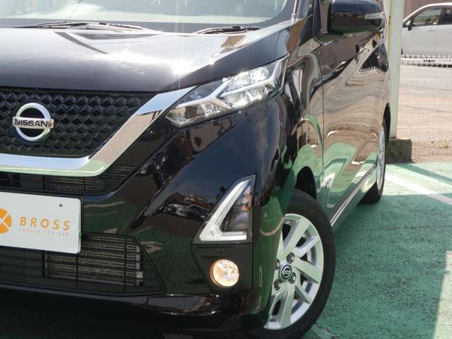 ☆あと付けのHID・LEDライトの取り付けも出来ますのでお気軽にご相談ください☆※車種によっては取り付け不可能なものもございます。