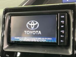 【純正ナビ】人気の純正ナビを装備。オーディオ機能も充実しており、Bluetooth接続すればお持ちのスマホやMP3プレイヤーの音楽を再生可能！毎日の運転がさらに楽しくなります！！