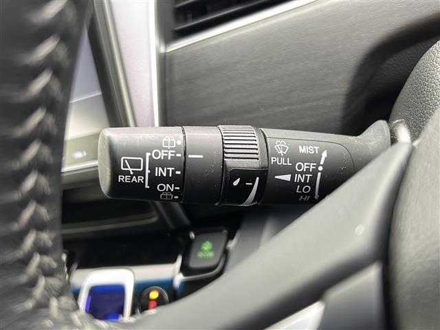 【運転席操作部】快適なドライブを楽しむための機能が装備されています！運転席から触れるので、使いやすいです！除菌プランいれていただくと、さらに清潔で安心していただけます！