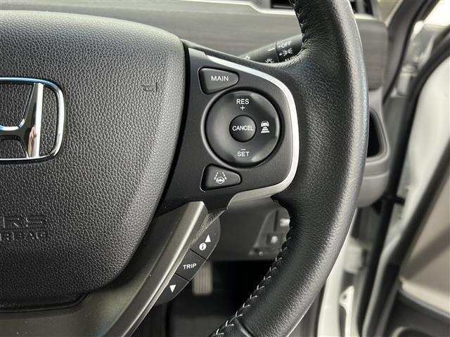 【運転席操作部】快適なドライブを楽しむための機能が装備されています！運転席から触れるので、使いやすいです！除菌プランいれていただくと、さらに清潔で安心していただけます！