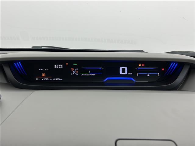 【スピードメーター】メーターがシンプルで見やすく運転しやすいですね！