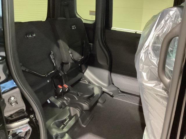 お車の購入が初めての方や、お車に詳しくない方にでも分かりやすい説明をスタッフ全員心がけています！