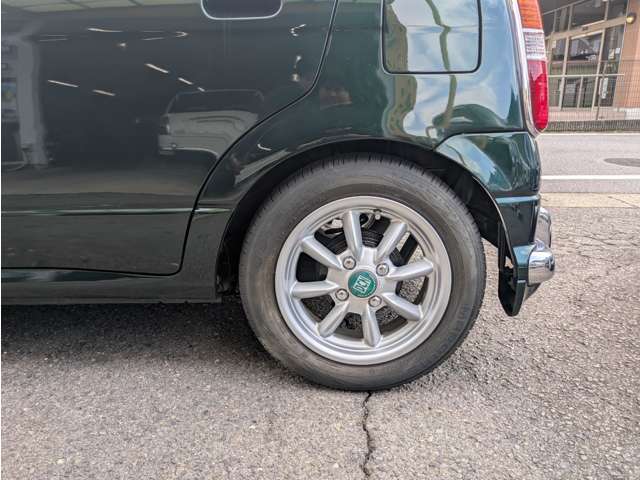 納車時に新品のタイヤとバッテリーなので安心してお乗り頂けると思います！