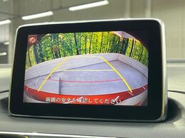 【バックカメラ】駐車時に後方がリアルタイム映像で確認できます。大型商業施設や立体駐車場での駐車時や、夜間のバック時に大活躍！運転スキルに関わらず、今や必須となった装備のひとつです！