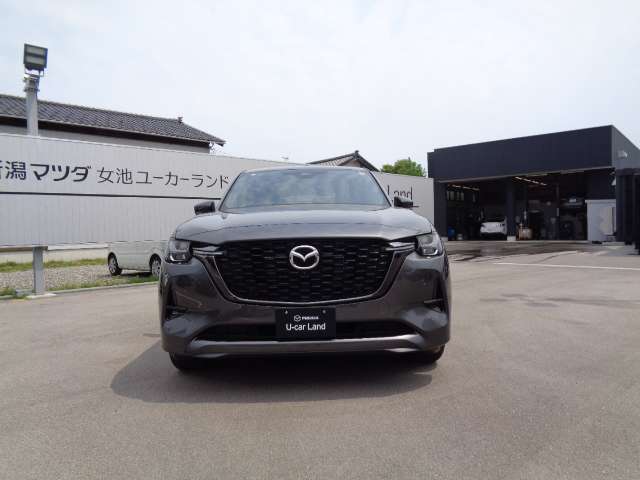 新潟マツダ自動車の中古車をご覧いただき誠にありがとうございます。ぜひ一度ご来店いただき、展示車をご覧になっていただければと思います。ご来店をスタッフ一同心からお待ちしております。