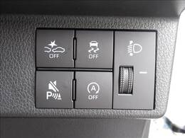 【スマートアシスト】ダイハツの安全装備の総称。車両に搭載した「ステレオカメラ」が周囲の状況を把握し、ドライバーの運転をサポート。