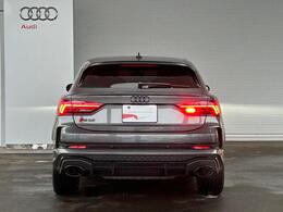 当店の在庫をご覧頂きありがとうございます。こちらのお車は厳しいチェックをクリアしたAudi 認定中古車になります。