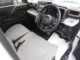 営業時間　平日10：00から18：30　土日祝　10：00から18：30