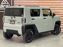 【Brat BASE野田】は全国ガリバー店舗を運営する東証プライム上場の「IDOMグループ」が運営するSUVをメインとした「カスタム車両直売店」です。