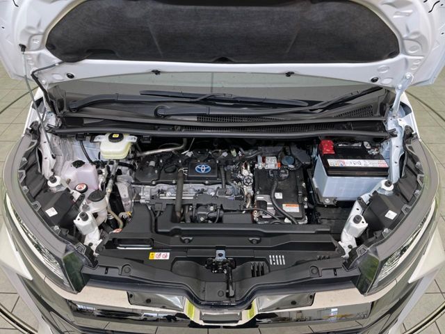 親切・丁寧な専門メカニックスタッフが応対！・車検・点検整備・事故等の修理などアフターサービスも安心。お車のカスタマイズもネクステージのサービススタッフまでご相談ください！